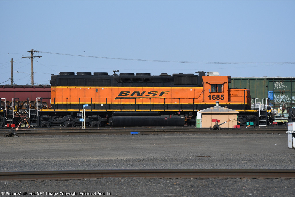 BNSF 1685